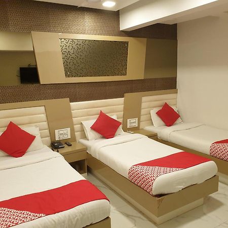 Hotel Gulf Мумбай Екстериор снимка